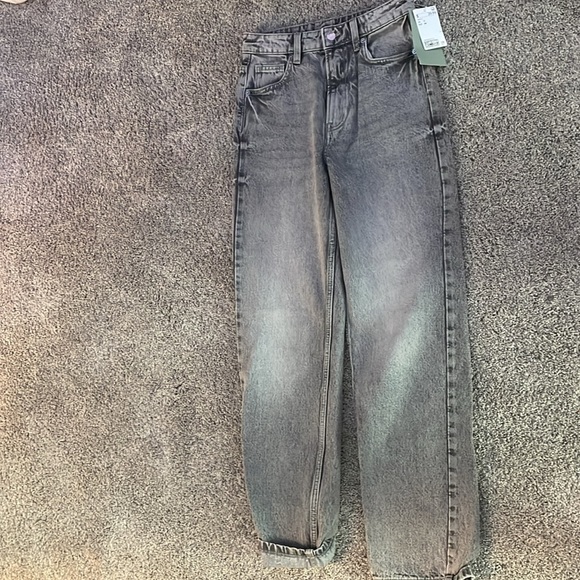 H&M Light Washed Black Jeans Straight legged - Picture 2 of 5